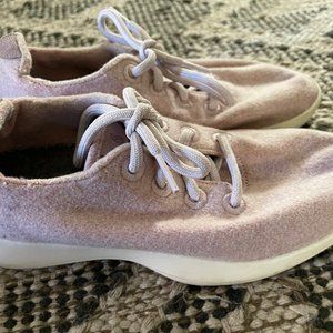 Allbirds Wool Runners Size 7 - Light Pink